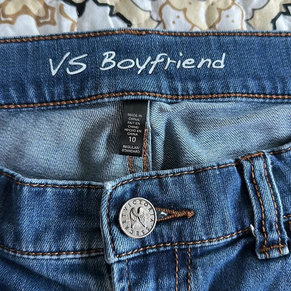 Victoria’s secret’s ladies jeans 👖 - Picture 5 of 6